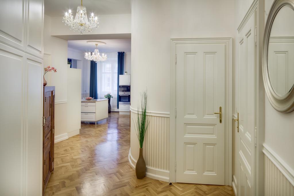 Smetanovo Nabrezi - Riverview Old Town Apartment Prague Exterior photo