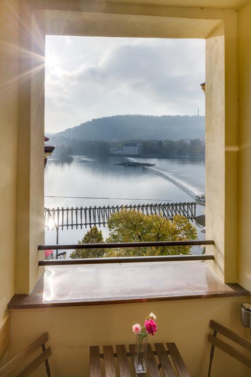 Smetanovo Nabrezi - Riverview Old Town Apartment Prague Exterior photo